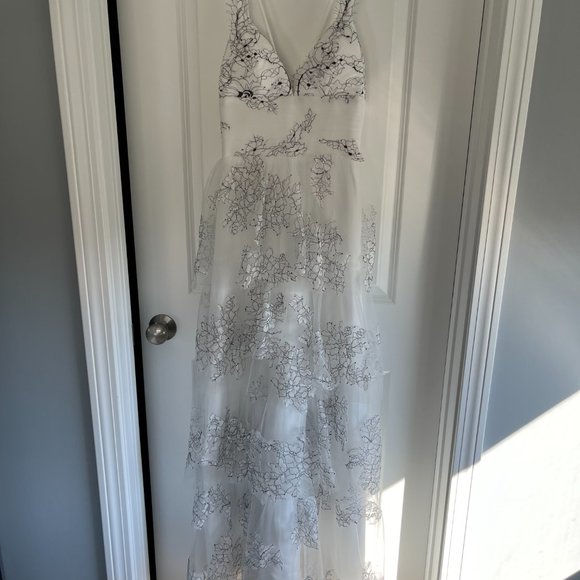 Prom Dress never worn - Picture 9 of 12